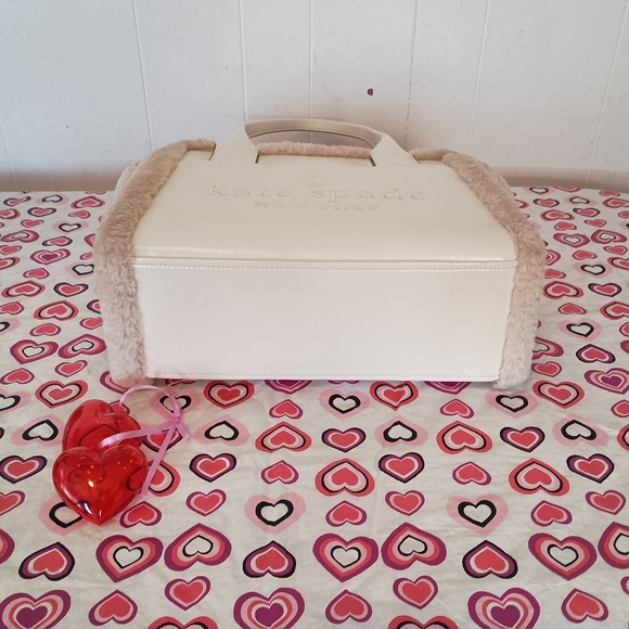 SOLD- Kate Spade Meringue Cream Off White  Shearling Trim Large Tote Bag Purse - Picture 9 of 16